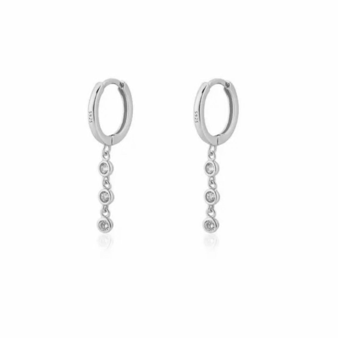 ARETES TRES BRILLOS
