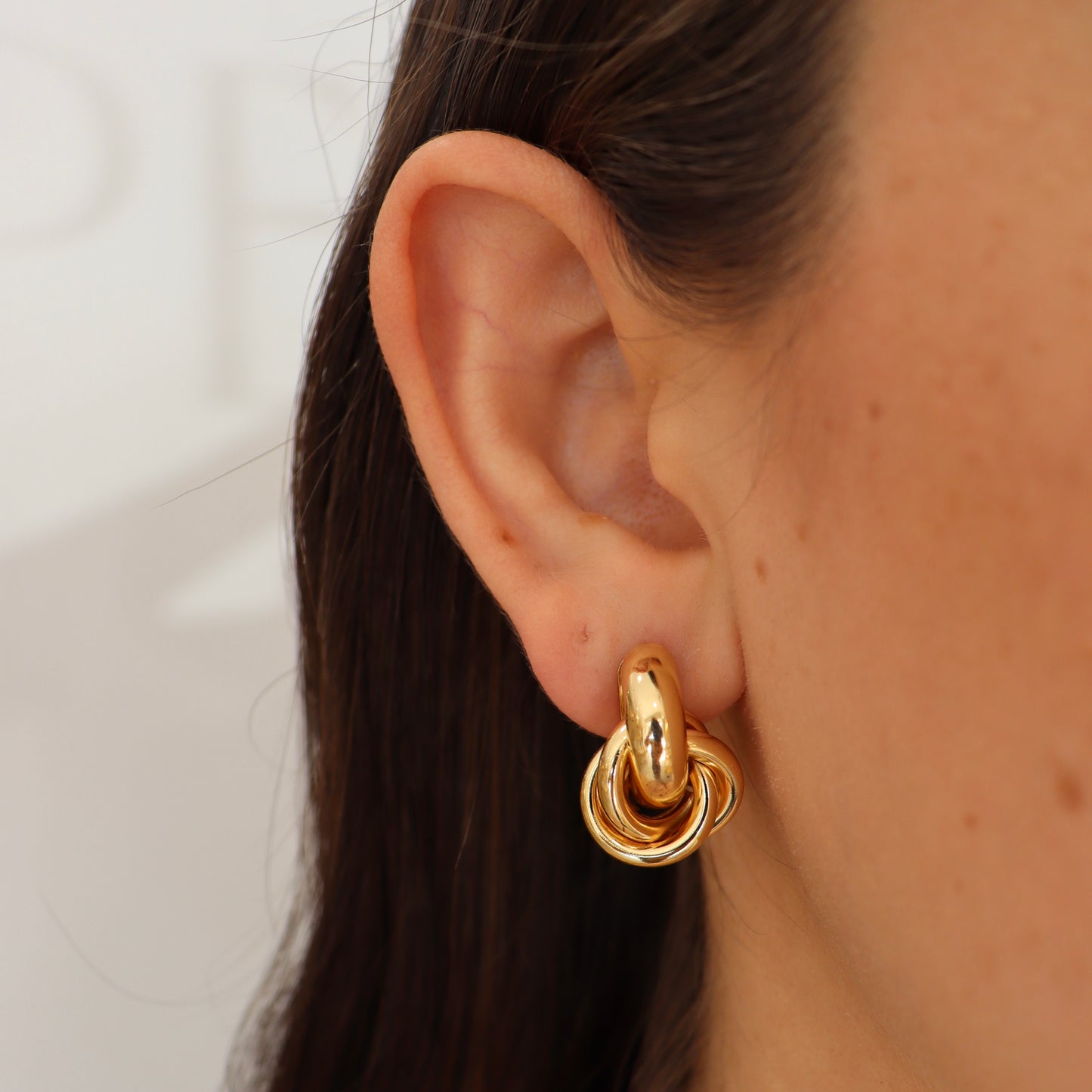 ARETES NUDO PEQUEÑO