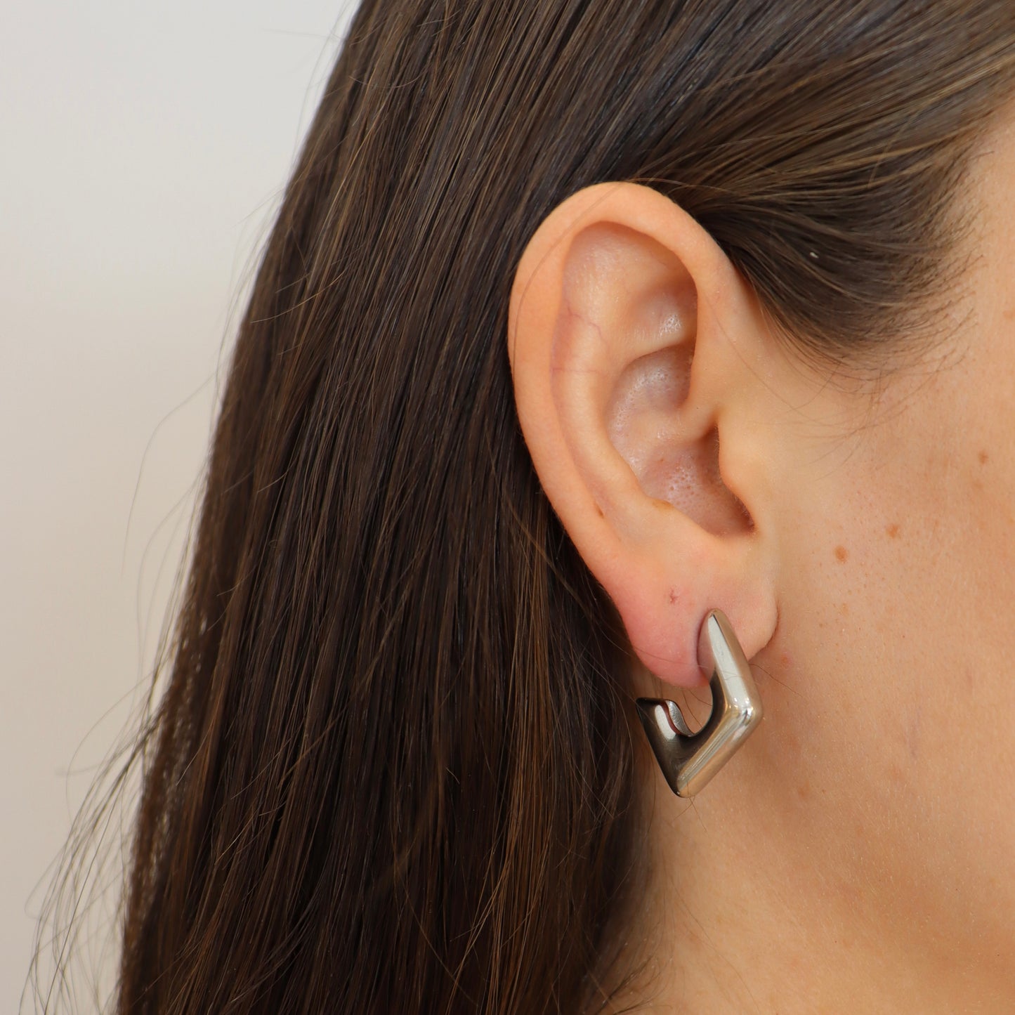 ARETES KORA