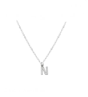 COLLAR INICIAL ZIRCONIAS PLATEADO