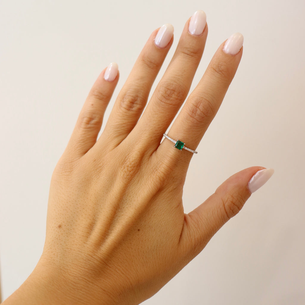 ANILLO PLATA PIEDRA VERDE