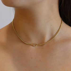 COLLAR NUDO DORADO