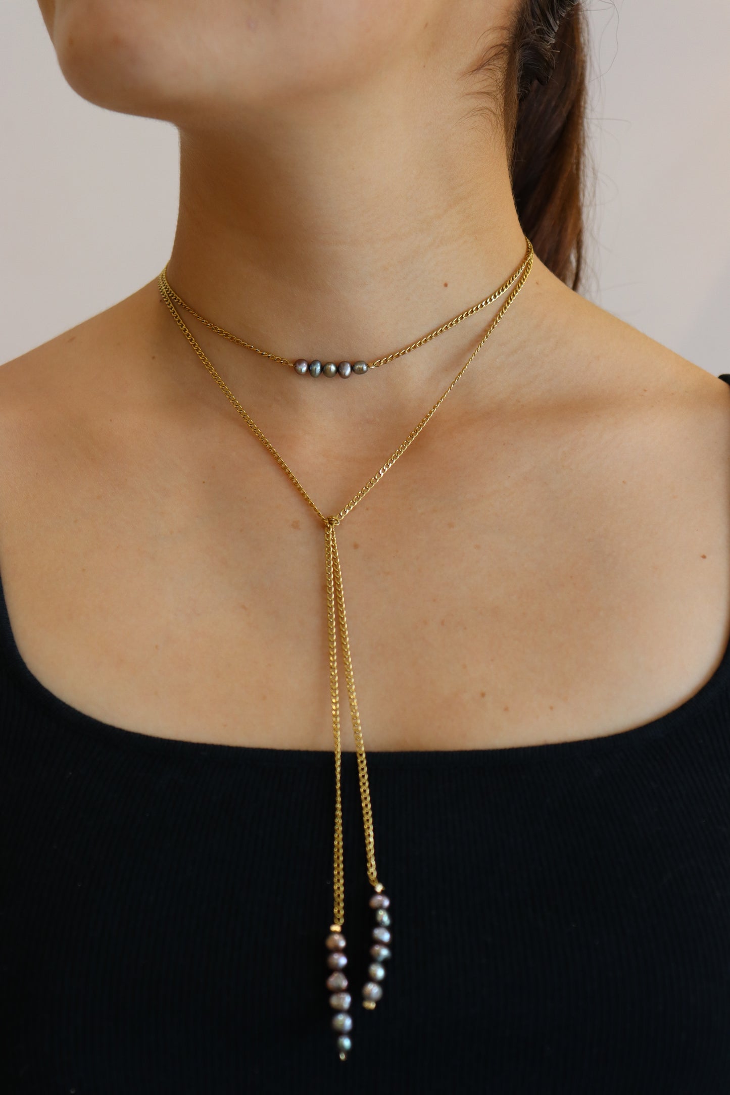 COLLAR PERLAS AZULES DORADO
