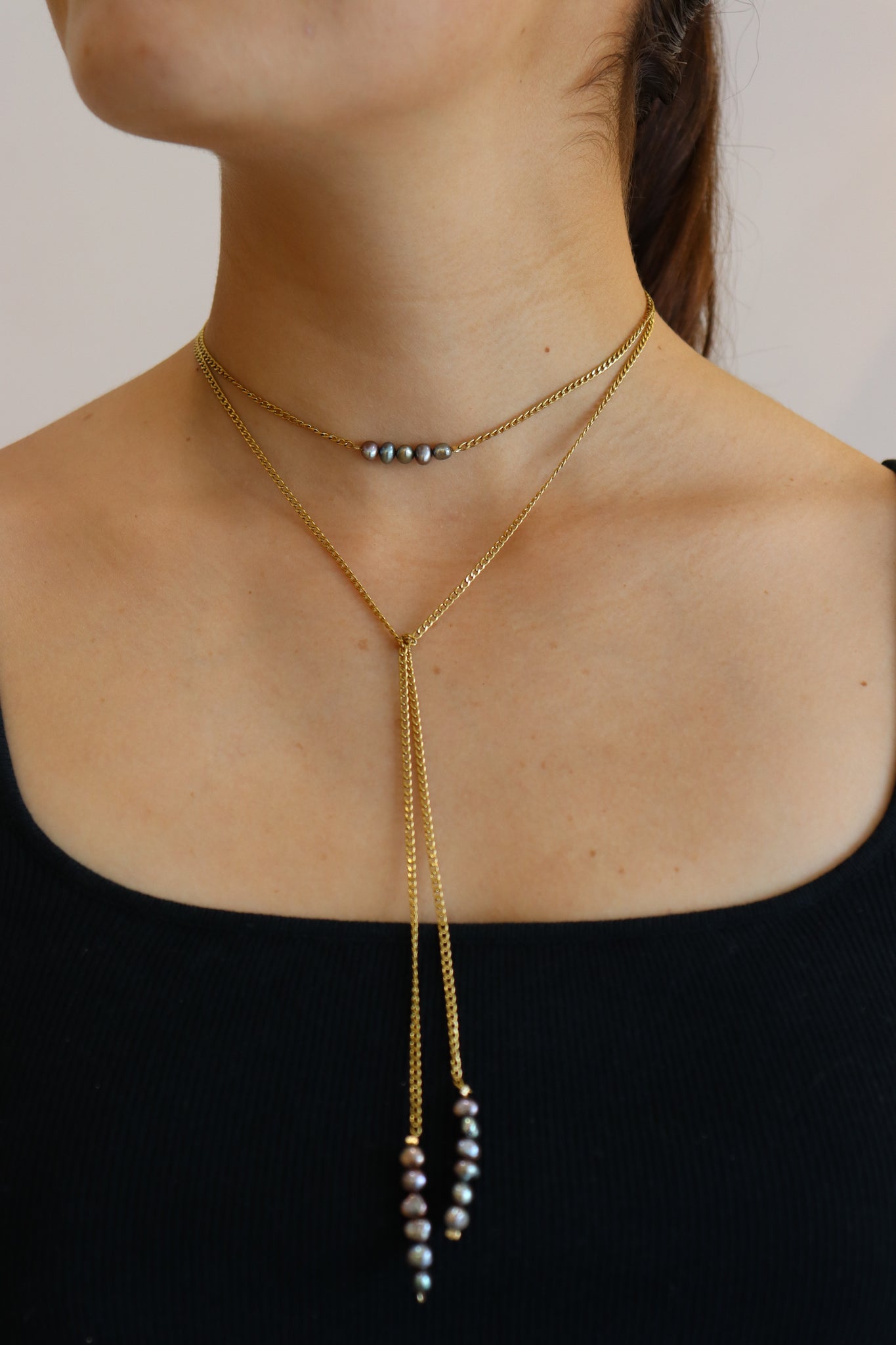 COLLAR PERLAS AZULES DORADO