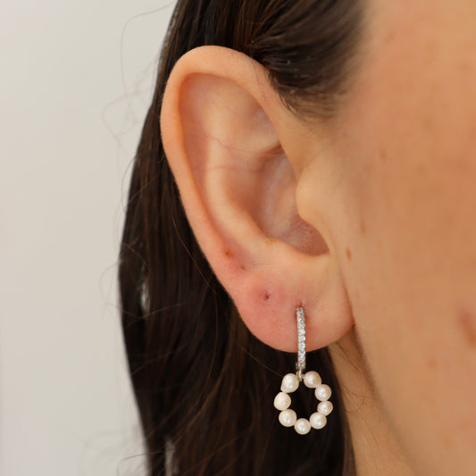 ARETES PERLAS CON ZIRCONIAS