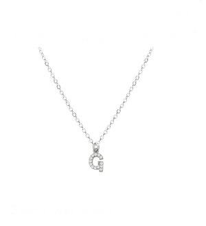 COLLAR INICIAL ZIRCONIAS PLATEADO