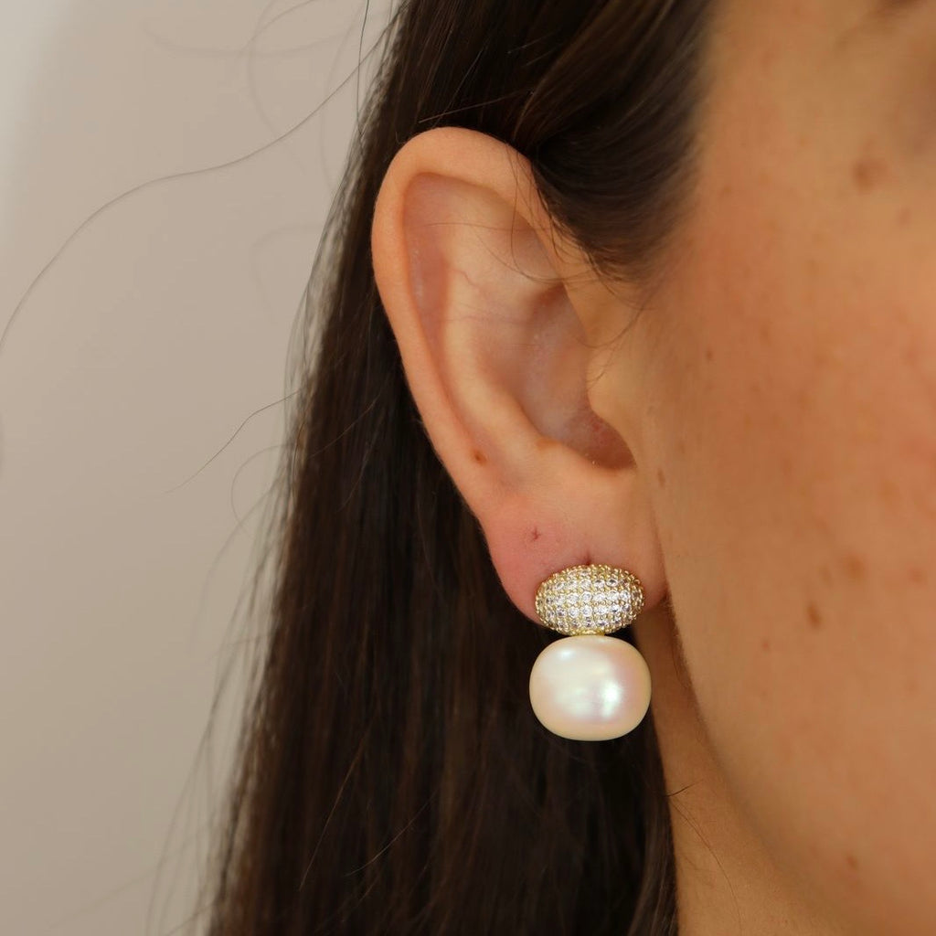 ARETES UNIQUE PERLA Y DESTELLO
