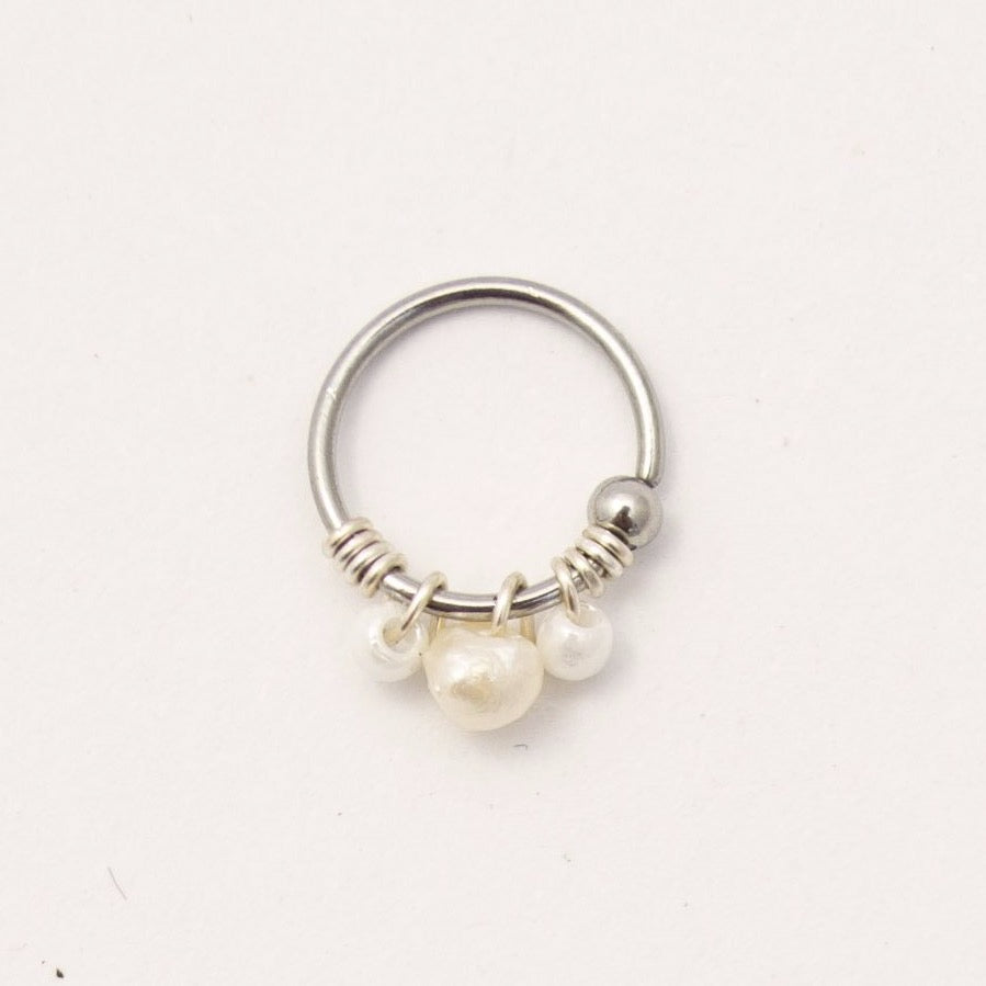 PIERCINGS BORDADOS BLANCO (PRECIO POR PIEZA)