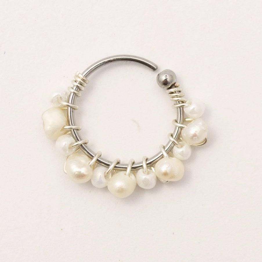 PIERCINGS BORDADOS BLANCO (PRECIO POR PIEZA)