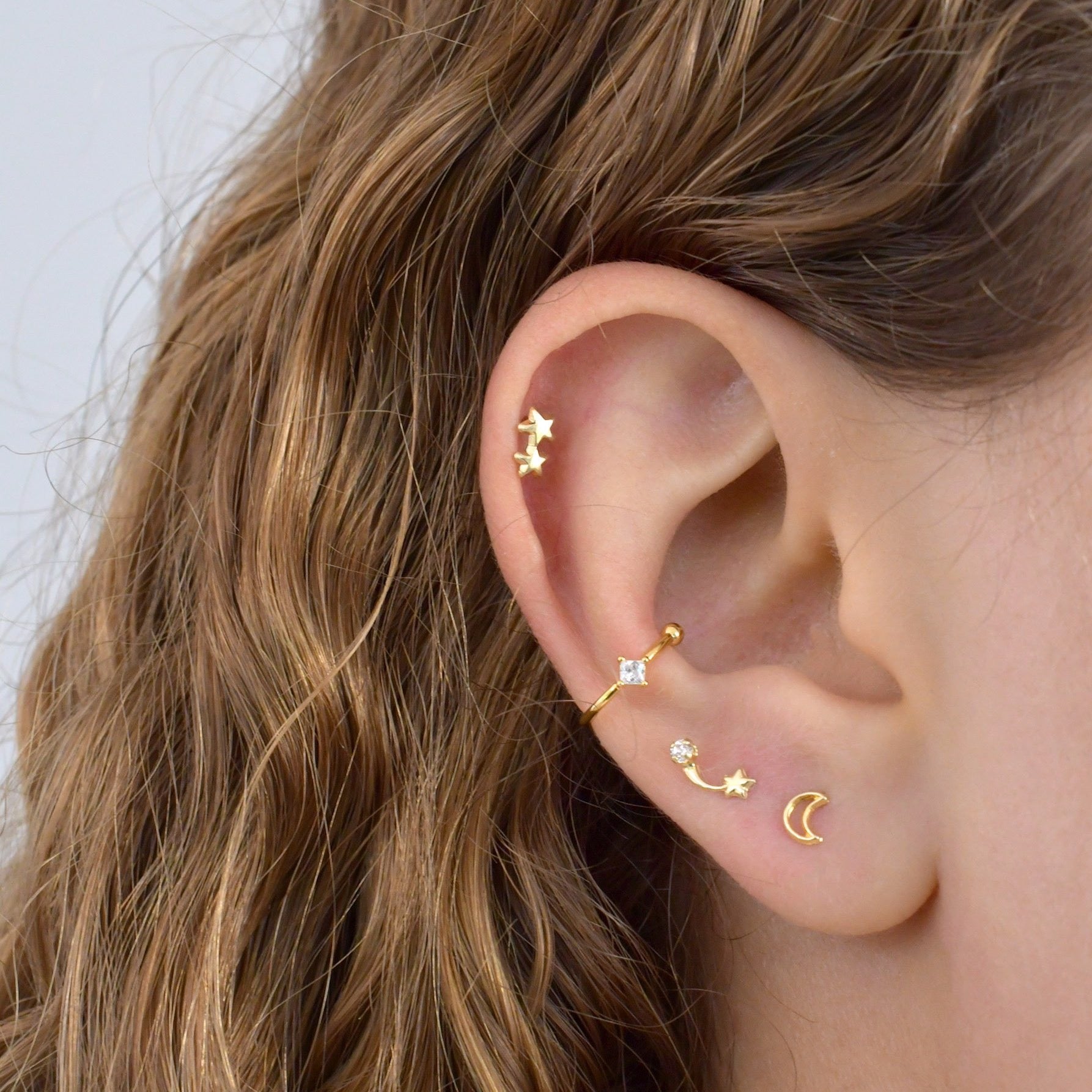 EARCUFF CON ZIRCONIA