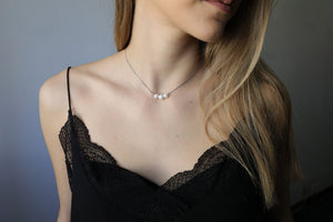 COLLAR TRES PERLAS PLATEADO