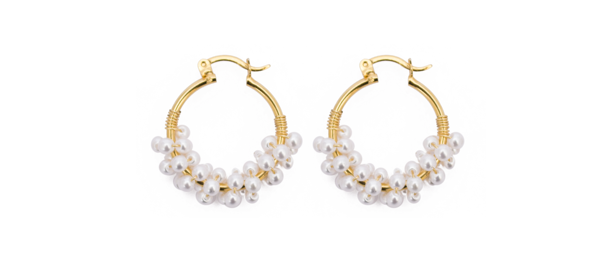 ARRACADAS PERLAS JAPONESAS BLANCAS